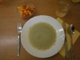 polévka ze zeleného hrášku